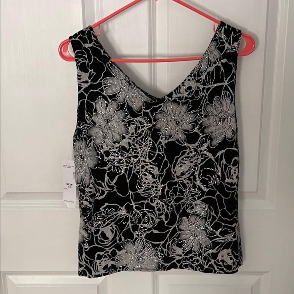 NWT onyx 2 piece set